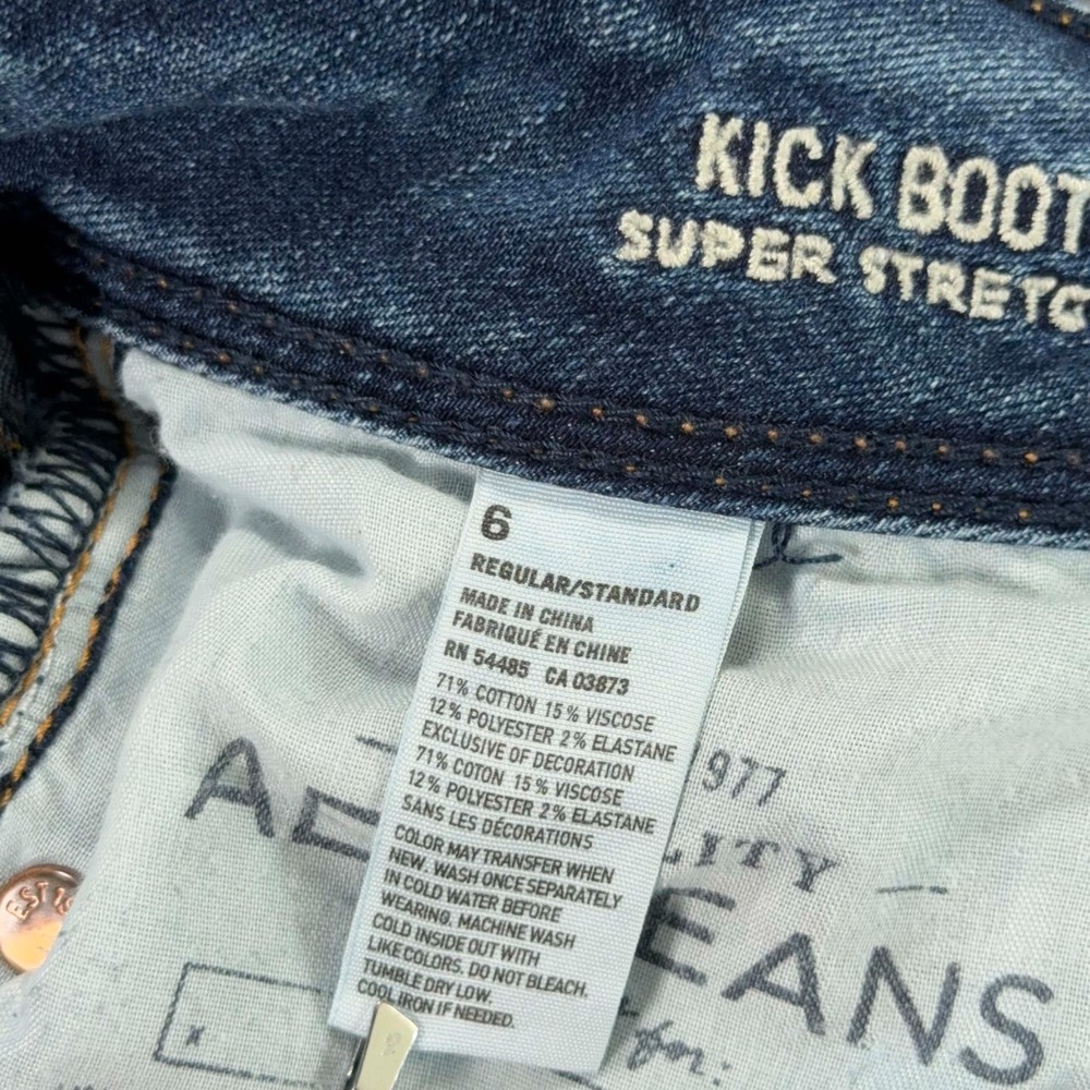 American Eagle Kick Boot Jeans Womens 6 Regular Medium Wash Stretch Denim Y2K - Picture 5 of 10